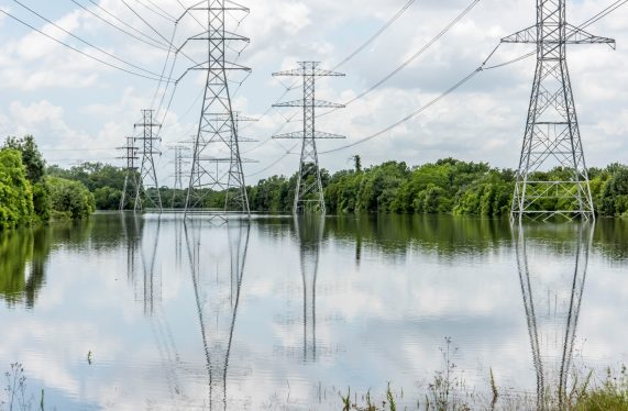 High Voltage Transmission Lines & Extreme Weather Conditions in Europe